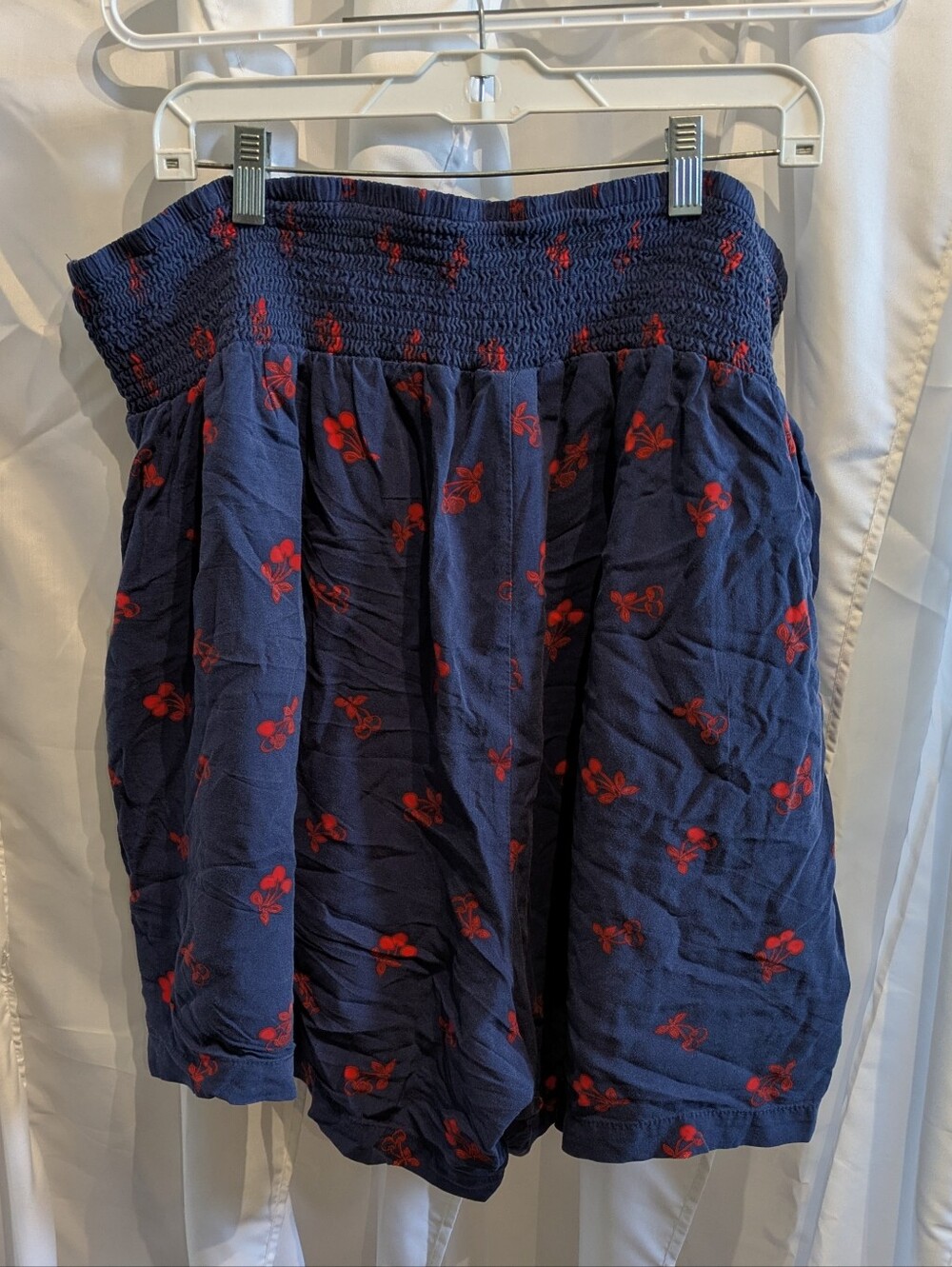 D4 Torrid Navy Blue Cherry Print Smocked Waist Challis Shorts with Pockets 4X